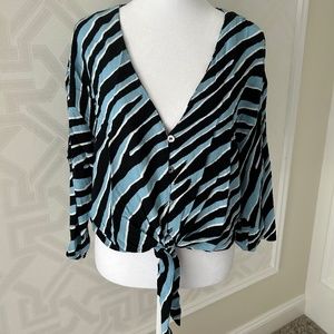 Topshop Waist tie button down blouse size 8